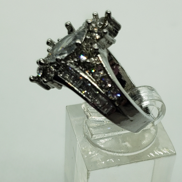Stunning silver ring with czs !! "Diamonds" - Picture 4 of 9
